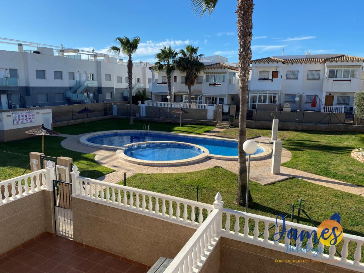 La Cinuelica, R3 1St Floor Apartment Com Pool L129 Торевьиа Экстерьер фото