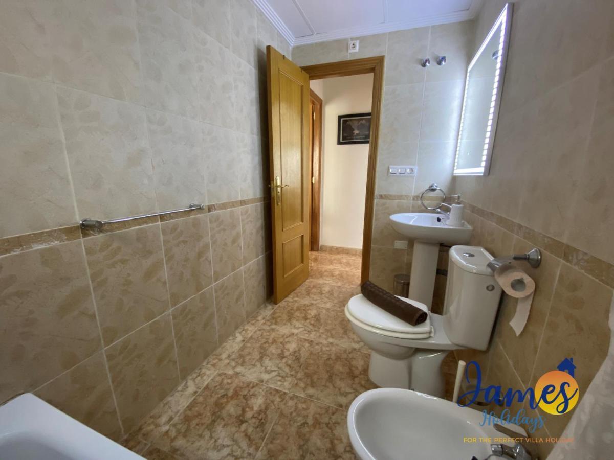 La Cinuelica, R3 1St Floor Apartment Com Pool L129 Торевьиа Экстерьер фото
