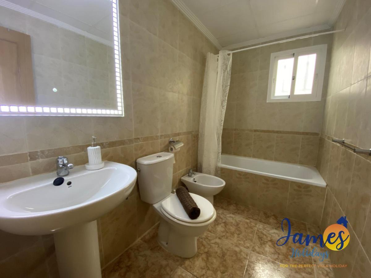 La Cinuelica, R3 1St Floor Apartment Com Pool L129 Торевьиа Экстерьер фото